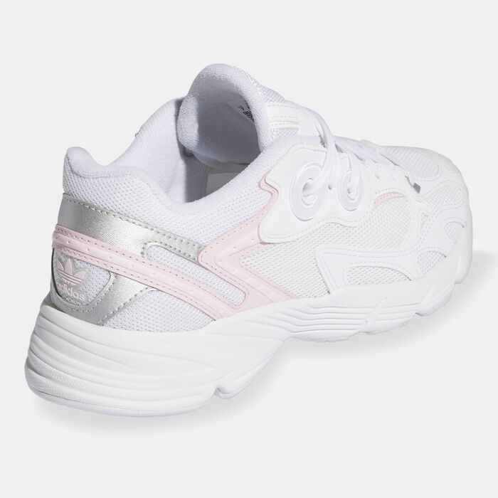 اديداس اورجينال حذاء استر للنساء أبيض image number 2