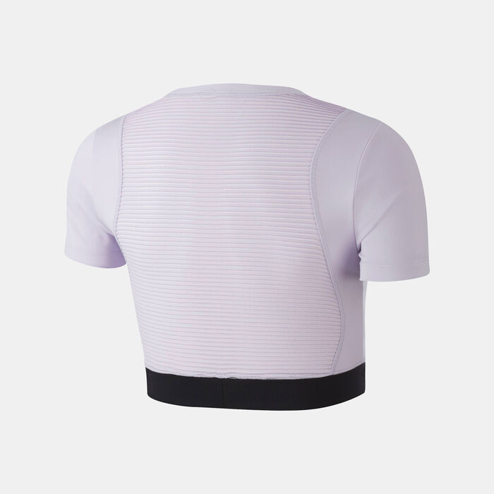 نايكي تيشيرت قصير برو ايروادابت للنساء بنفسجي image number 1