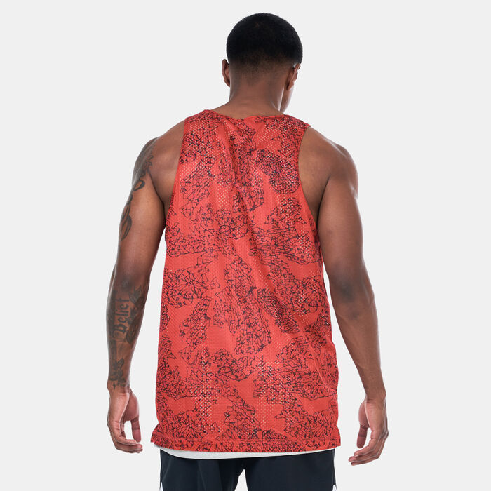 نايكي تيشيرت كرة السّلة ستاندرد ايشيو ريفيرسبال للرجال أحمر image number 1