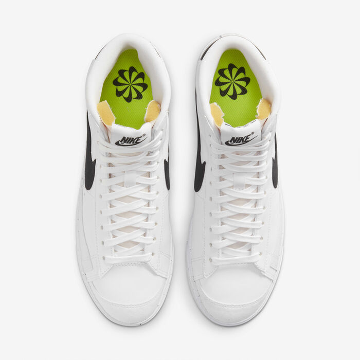 نايكي بليزر ميد'77 نيكست نيتشر حذاء للرجال أبيض image number 3