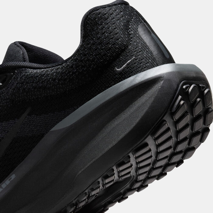 نايكي حذاء الجري على الطرق وينفلو 11 للنساء أسود image number 5