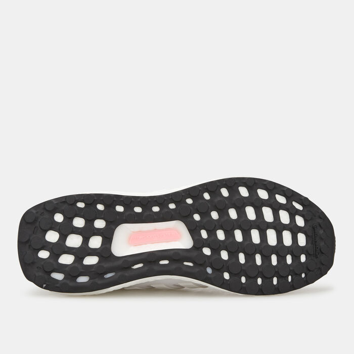 اديداس حذاء الترا-بوست DNA 5.0 للنساء أبيض image number 3