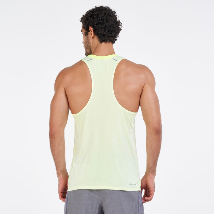 نايكي تيشيرت دراي فت ADV تكنت الترا تانك للرجال أصفر image number 1