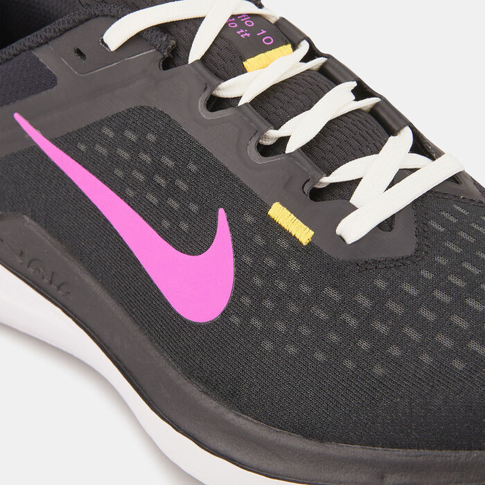 نايكي حذاء وينفلو 10 رود رانينج للنساء أسود image number 4