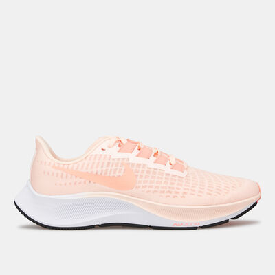 نايكي حذاء اير زوم بيجاسوس 37 للنساء برتقالي