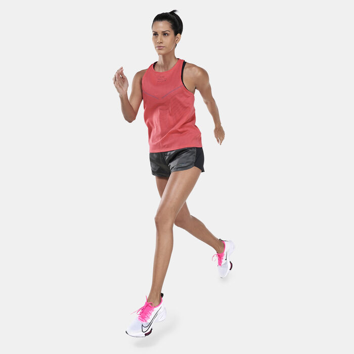 نايكي تيشيرت دراي-فت ADV رن ديفيجن انجنيرد تانك للنساء أحمر image number 2