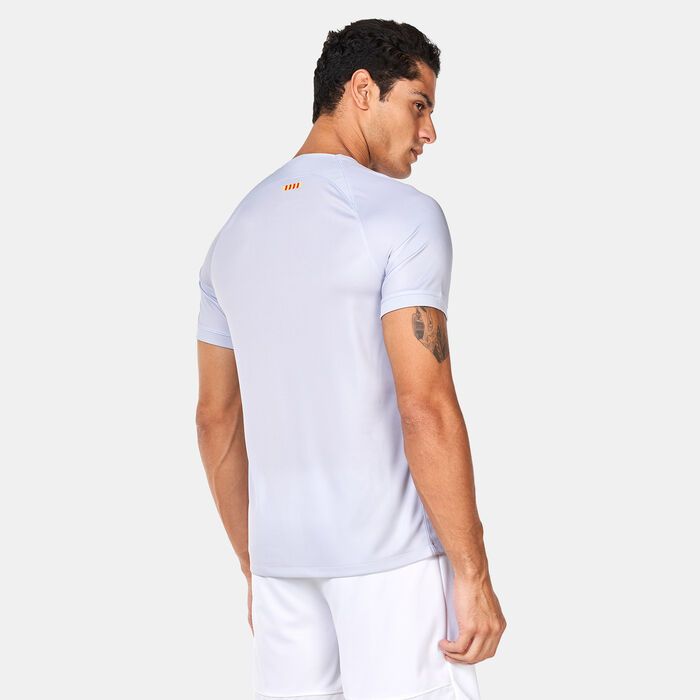 نايكي قميص كرة القدم F.C برشلونة ستيديوم دراي فت الثاليت للرجال- 2022\23 عاجي image number 1