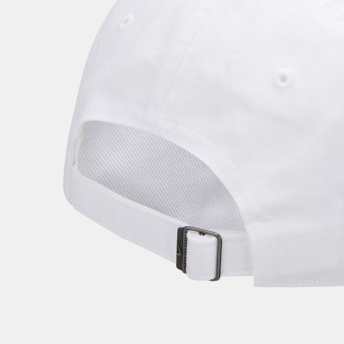 نايكي قبعة سبورتسوير هيرتج 86 فيوتشورا كلاسيك للنساء أبيض image number 1