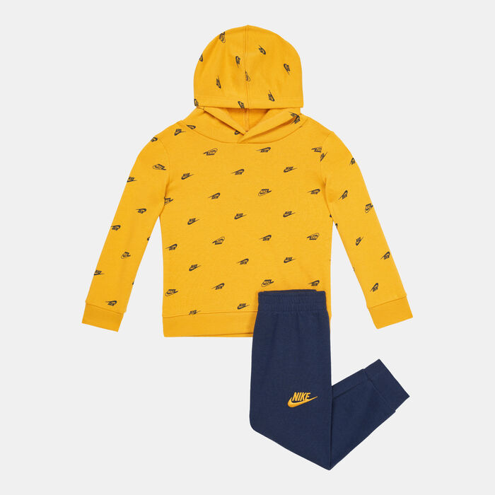 نايكي طقم سبورتسوير كلوب اول اوفر برينت للاطفال أزرق image number 0