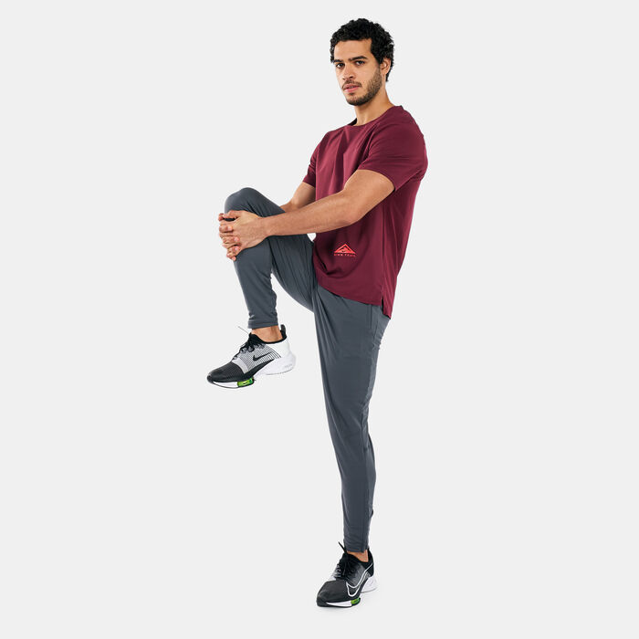 نايكي تيشيرت دراي-فت رايز 365 تريل للرجال أحمر image number 2