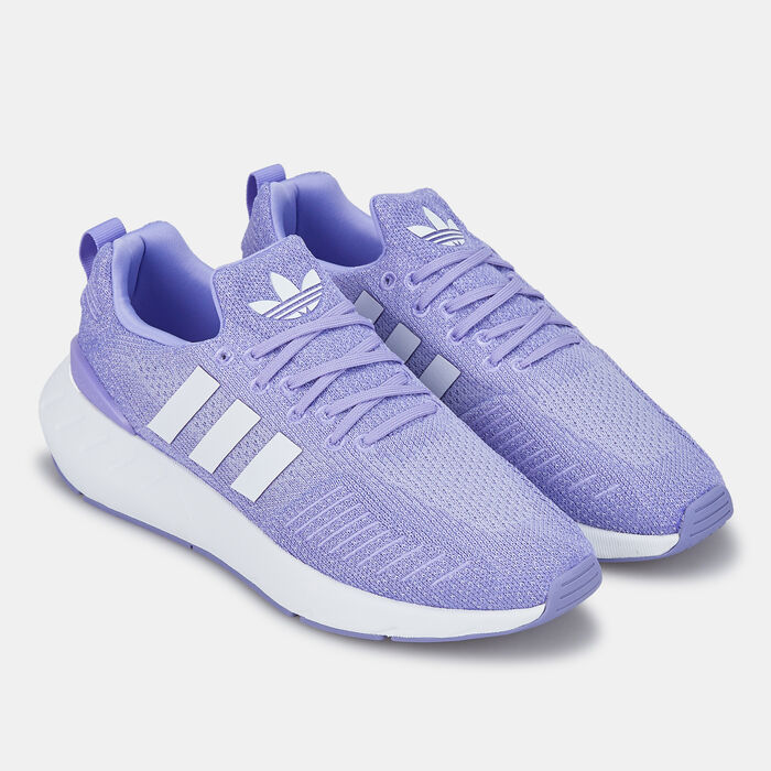 اديداس اورجينال حذاء سويفت رن 22 للنساء بنفسجي image number 1