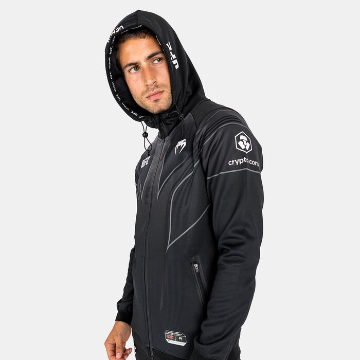 فينوم هودي x يو آف سي اوثنتِك فايت نايت 2.0 ووك-آوت للرجال أسود image number 3