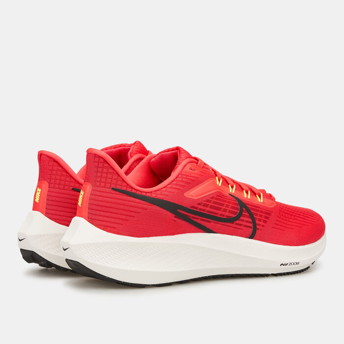 نايكي حذاء اير زوم بيجاسوس 39 للرجال أحمر image number 3