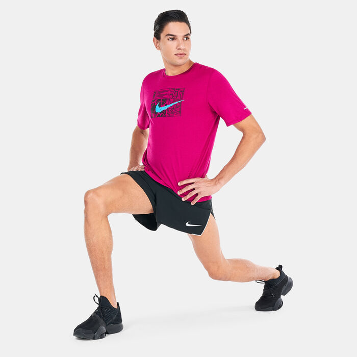 نايكي تيشيرت دراي-فت مايلر داي للرجال وردي image number 2