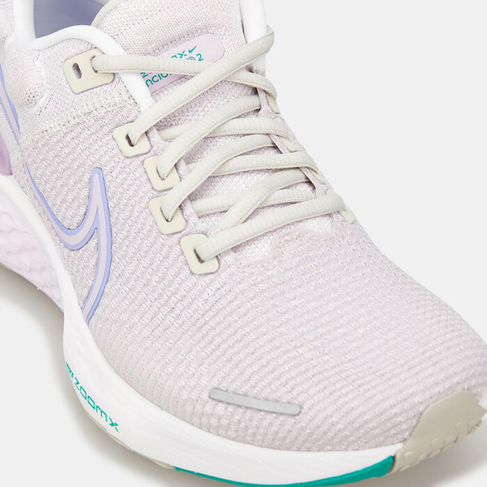 نايكي حذاء زوم اكس انفينسبل رن فلاي-نت 2 للنساء رمادي image number 4