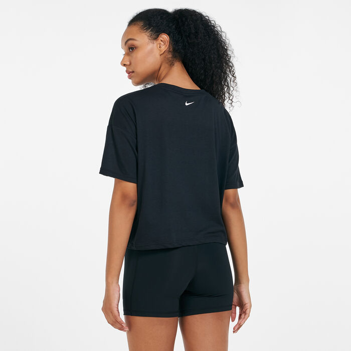 نايكي تيشيرت قصير دراي-فت جرافيك للنساء أسود image number 1