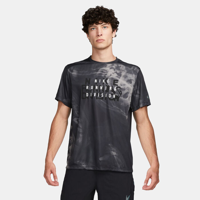 نايكي تيشيرت الجري دراي-فت رن ديفجن رايز 365 للرجال رمادي image number 0