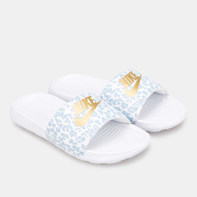 نايكي شبشب فيكتوري وان بطبعات للنساء أبيض