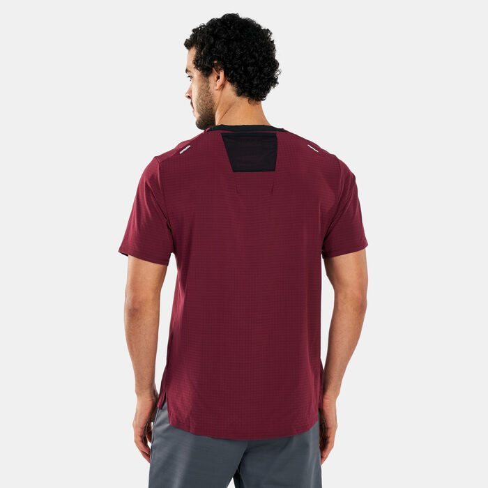 نايكي تيشيرت دراي-فت رايز 365 تريل للرجال أحمر image number 1