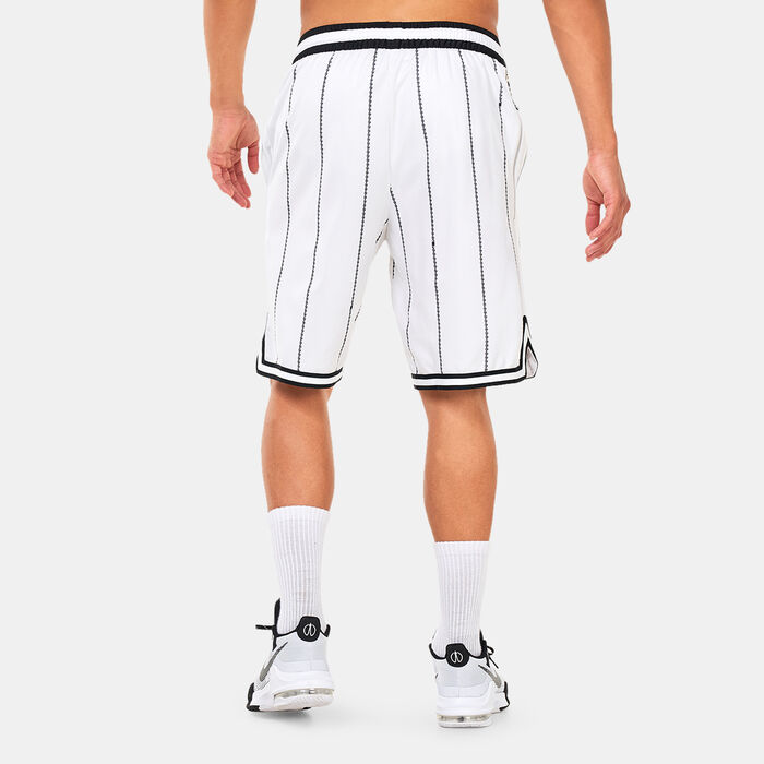 نايكي شورت كرة السلة دراي-فت دي ان ايه 10-إنش للرجال أبيض image number 1