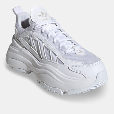 اديداس اورجينال حذاء اوزجايا للنساء أبيض