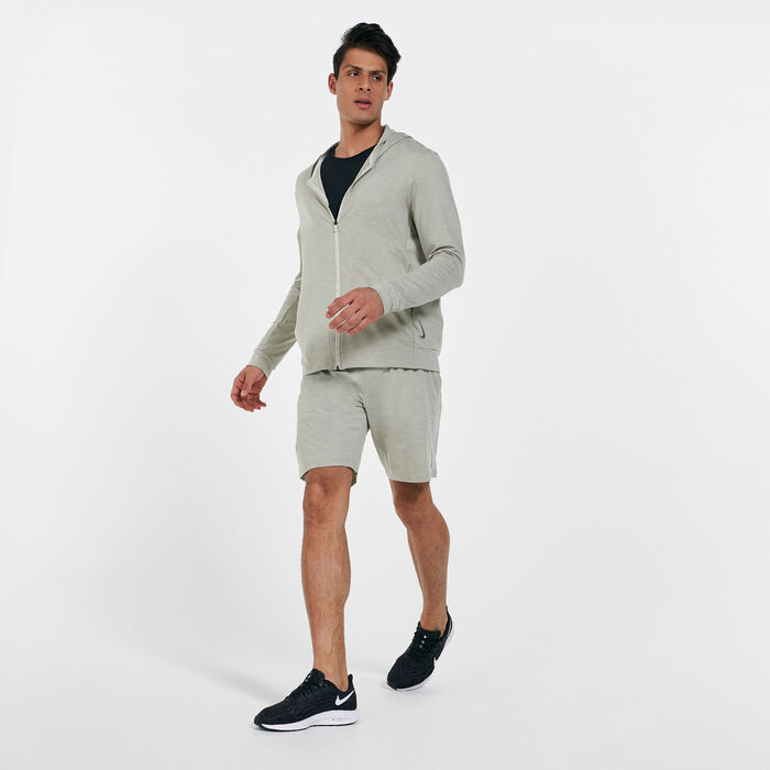 نايكي هودي دراي-فت هايبردراي يوجا للرجال رمادي image number 2