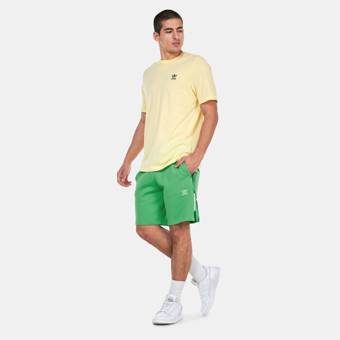 اديداس اورجينال شورت جرافيكس كامو 3-سترايبس للرجال أخضر image number 5