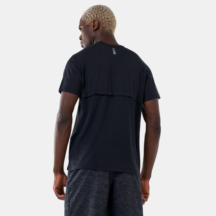 اندر ارمر تيشيرت ستريكر ران للرجال أسود image number 1