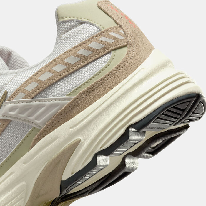 نايكي حذاء الجري اينيشياتور للرجال بيج image number 5