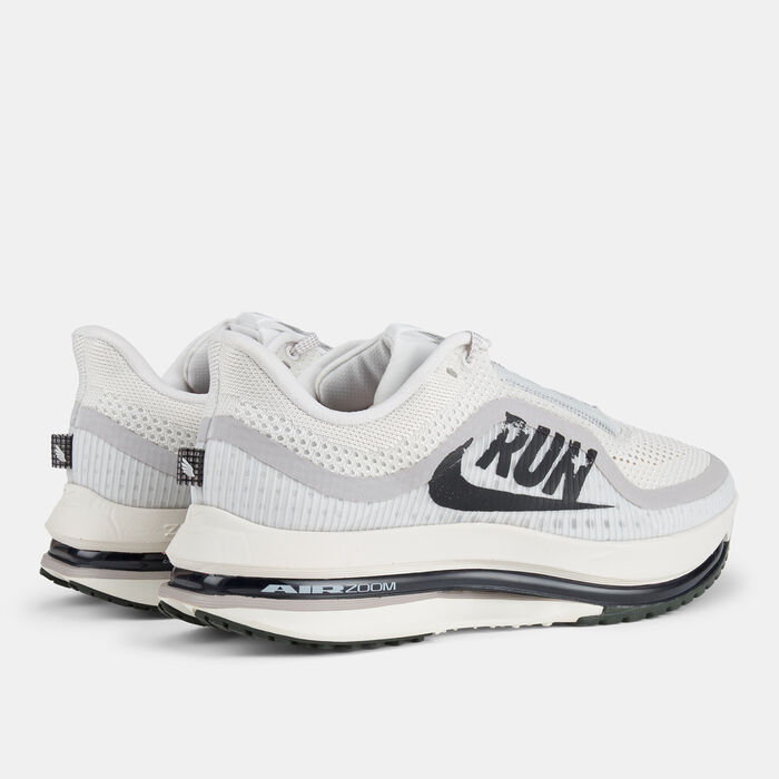 نايكي حذاء الجري بيغاسوس بريميوم رود للرجال عاجي image number 2