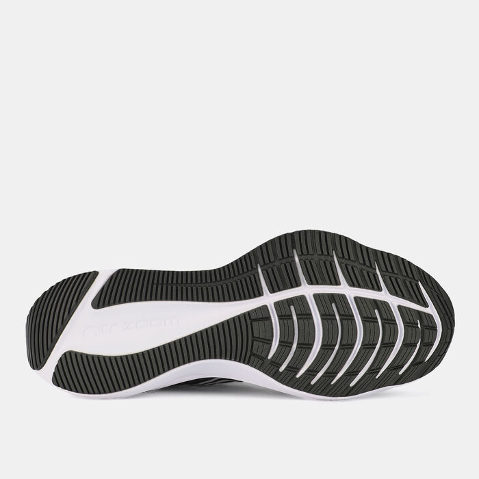 نايكي حذاء وينفلو 8 للنساء أسود image number 3