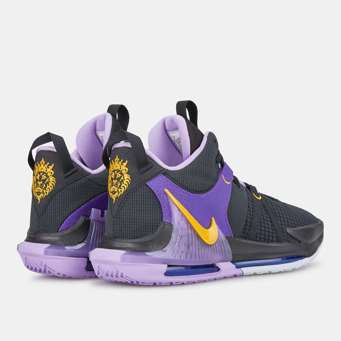 نايكي حذء كرة السلة ليبرون وتنيس 7 للرجال أسود image number 5