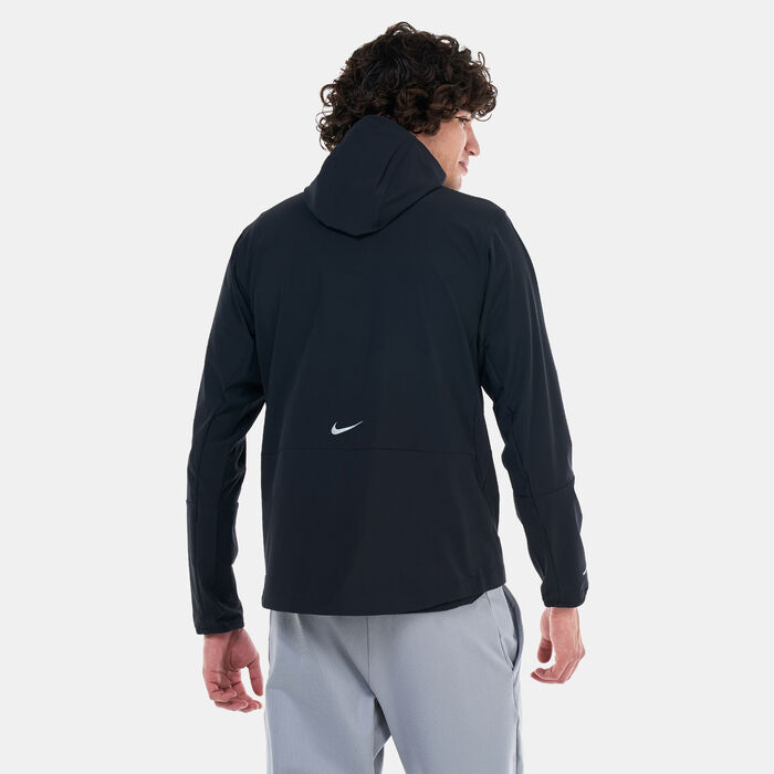 نايكي انليميتد جاكيت ريبل هوديد فيرسيتاسل للرجال أسود image number 1